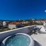 Kiki