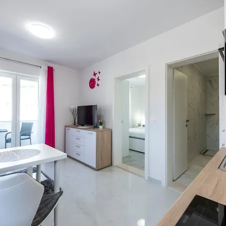 Kiki Apartman