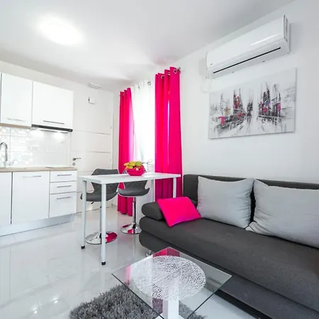 Kiki Apartman